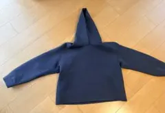 ユニクロのウルトラストレッチドライスウェットプルパーカ