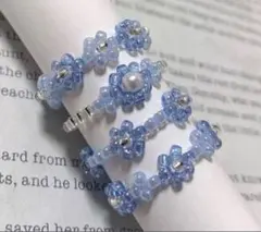 再販】チェコビーズの指輪（blue x white）ハンドメイド ビーズリング