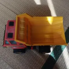 Item thumbnail for item 25b7dbf5-384c-40c0-be24-07e26ebaf0e8