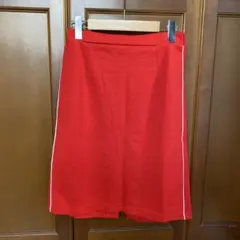 新品　Emsexcite エムズエキサイト　レッド膝丈スカート(M〜L)