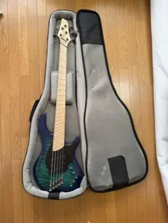 Dingwall combustion 5弦 ベースのサムネイル