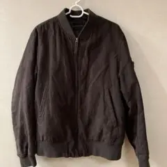 ブラック ブルゾン