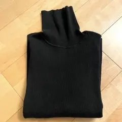 ローレンラルフローレン　黒　ブラック　リブタートルネックニット　金ブランドロゴ