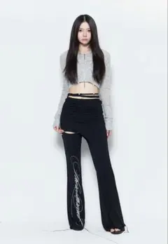 theredtheread Sscript layered skirtpantsのサムネイル