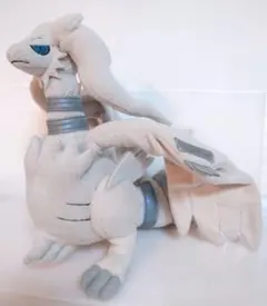 ポケモンドール レシラム メルカリ