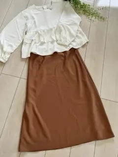 【UNIQLO 】サテン風スカート 茶色 M きれいめ