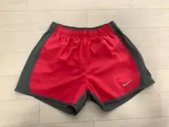 Nike ショートパンツ レディース　Sサイズ