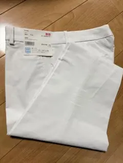 未使用 ユニクロ ストレッチ クロップド パンツ ホワイト ドライ