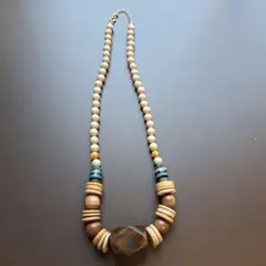 大ぶりネックレス　エスニック調　アースカラーのサムネイル