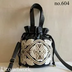 no.604 フェイクレザー 丸底 巾着 バッグ ショルダー 刺繍リボン 黒