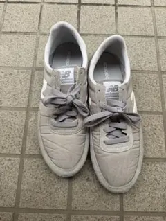 ニューバランス スニーカー