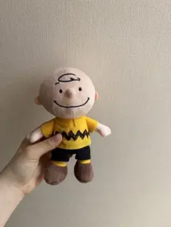 チャーリー・ブラウン ぬいぐるみ