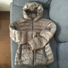 UNIQLO ウルトラライトダウンL ブラウン