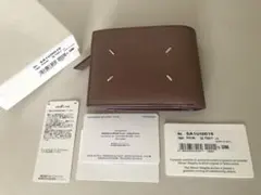 美品 CELINE 二つ折り財布 クロコ レザー ロゴ ブラウン バイフォールド 美品 CELINE 二つ折り財布 クロコ レザー ロゴ ブラウン バイ