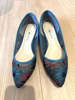 DIANA 花柄刺繍 フラットパンプス 23