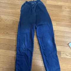 ダークブルー 長ズボン 160サイズ　デニム　ジーンズ　リボン付き
