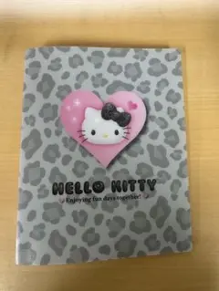 HELLO KITTY ハート型　ファイル