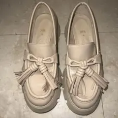 美品✨DIANA ダイアナ アイボリー レザー リボンローファーパンプス 