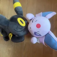 ポケモン　もふぐっとぬいぐるみ　イーブイフレンズ　ブラッキー　エーフィー