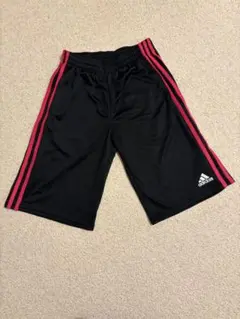 adidas ブラック ピンク ハーフパンツ　150cm