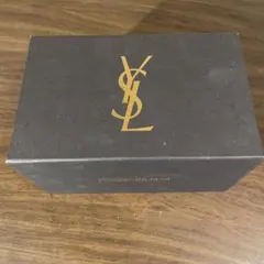 イヴ・サンローランの箱