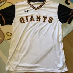 美品】GIANTSユニフォーム 岡本和真 25 フリーサイズ - メルカリ