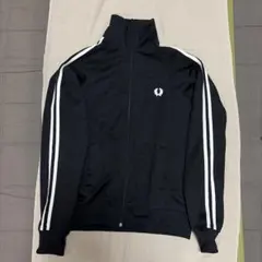 FRED PERRY ブラック ジップアップジャケット