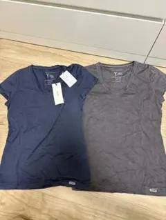 週末セール中！YANUK ヤヌーク　Tシャツ　カットソーのサムネイル
