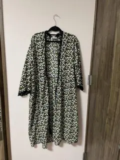 美品　E hyphen world gallery 花柄ロングアウター　羽織り