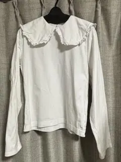 【最終値下げ】HOLIDAY RUFFLE COLLAR TOPS ロンT 最終値下げ】HOLIDAY RUFFLE COLLAR TOPS ロンT - メルカリ