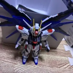 ガンプラ　MG SD フリーダム ガンダム　塗装済み完成品　ジャンク MGSD フリーダムガンダム 塗装完成品 ガンプラ ガンダムseed