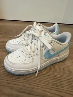 Nikeキッズスニーカー ホワイト/ブルー