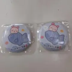 ちいかわ　もぐもぐ本舗　川越　鯛だらけなマット缶バッジ　古本屋