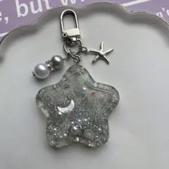 8 レジン　シャカシャカキーホルダー　シェイカー 星　クラゲ　夏のサムネイル