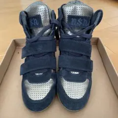 Item thumbnail for item 4023bb68-9416-4247-9b21-a1f8dbe9c4c9