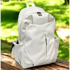 ビジネスリュック リュック レディースバック 軽量 パソコン 大容量 新品 白色のサムネイル