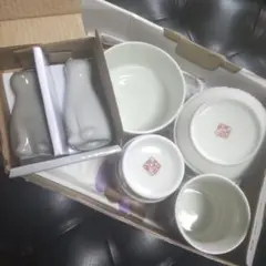 小鉢、湯飲み、調味料入れのサムネイル