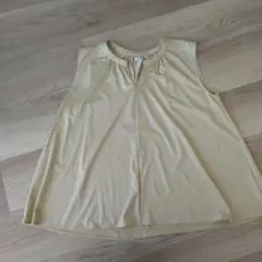 UNIQLO ベージュ ノースリーブ チュニック S