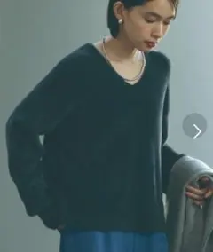 フェザーヤーン　Vネックニット　オペークドットクリップ　OPAQUE.CLIP