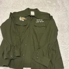 POWER TO THE PEOPLE オリーブグリーンシャツ