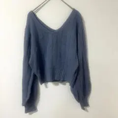 グレイル☆Vネックショート丈ニット☆アイスブルー☆M