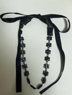 黒いリボンフラワーモチーフチョーカー