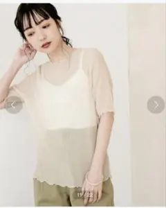 シアープリーツプルオーバーアイボリー