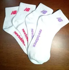 【23−25cm】new balance レディースソックス 2足セット