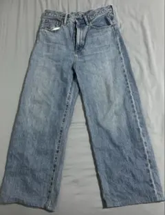 ストレートデニム ライトブルー