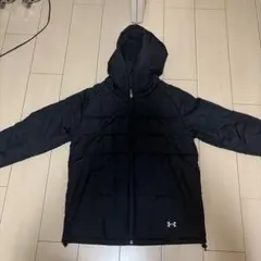 UNDER ARMOUR 中綿ジャケット ブラック フード付き
