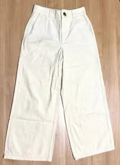 ジーユー ワイドパンツ