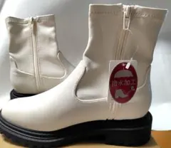 値下げしました　ホワイト ジッパー ショートブーツ ユニセックスブーツ