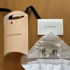 新品⭐︎ジルスチュアート　イヤリングのサムネイル