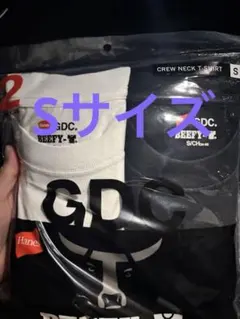 Hanes x GDC BEEFY-TクルーネックTシャツ2枚組　Sサイズのサムネイル